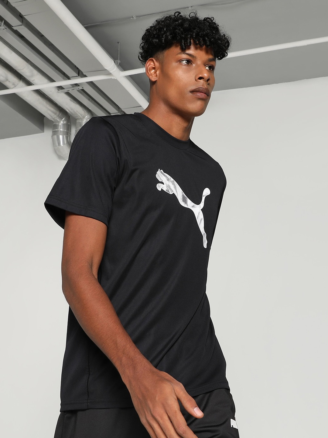 

Puma Men Performance Cat Slim Fit T-Shirt, Black