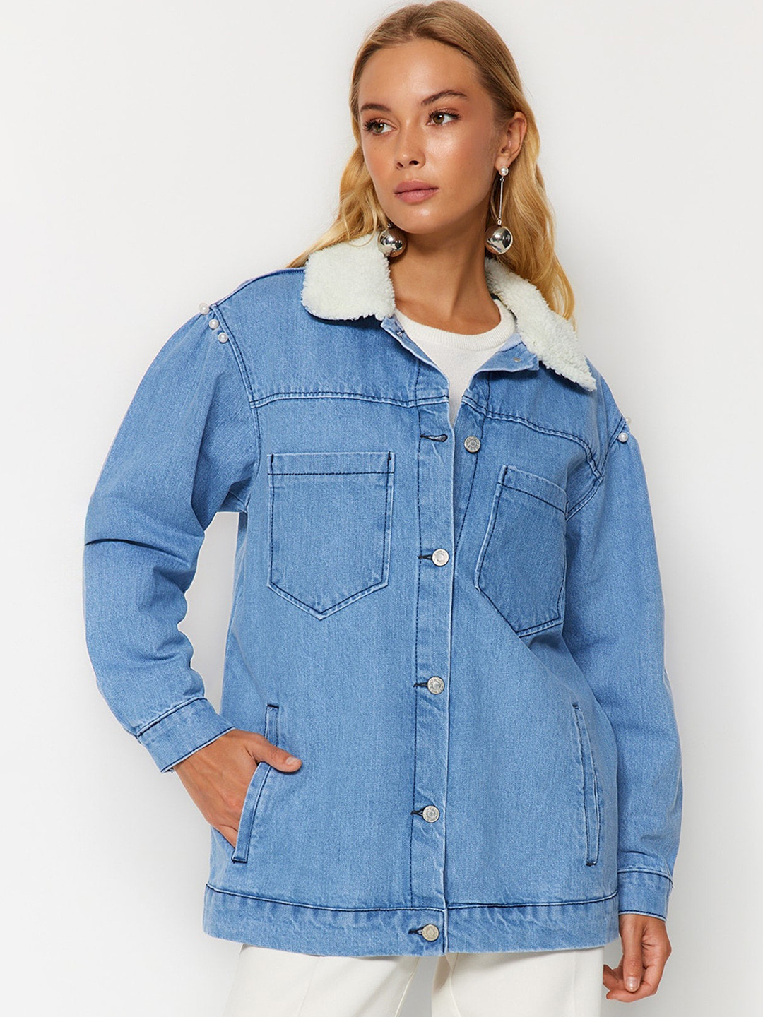 

Trendyol Spread Collar Faux Fur Trim Detailed Pure Cotton Denim Jacket, Blue