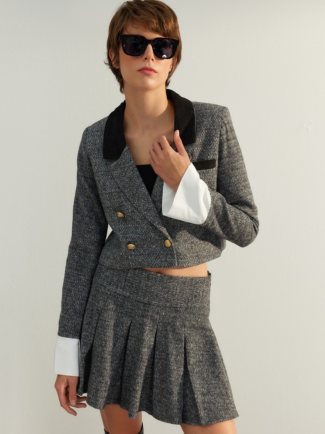 

Trendyol Crop Tailored Jacket, Grey