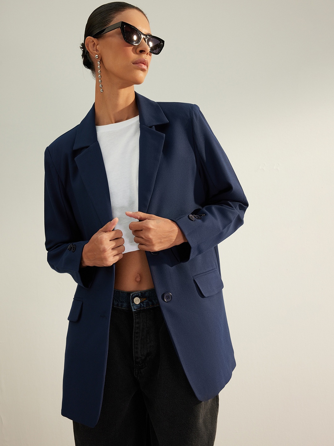 

Trendyol Notched Lapel Collar Single-Breasted Longline Blazer, Navy blue