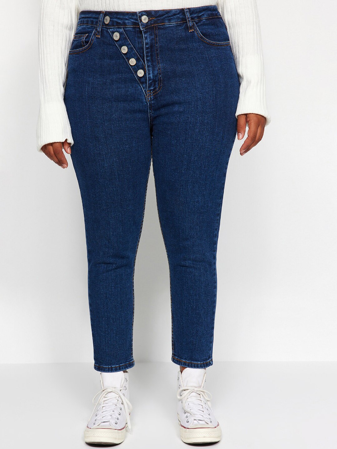 

Trendyol Women Regular Fit Mid-Rise Cotton Jeans, Blue