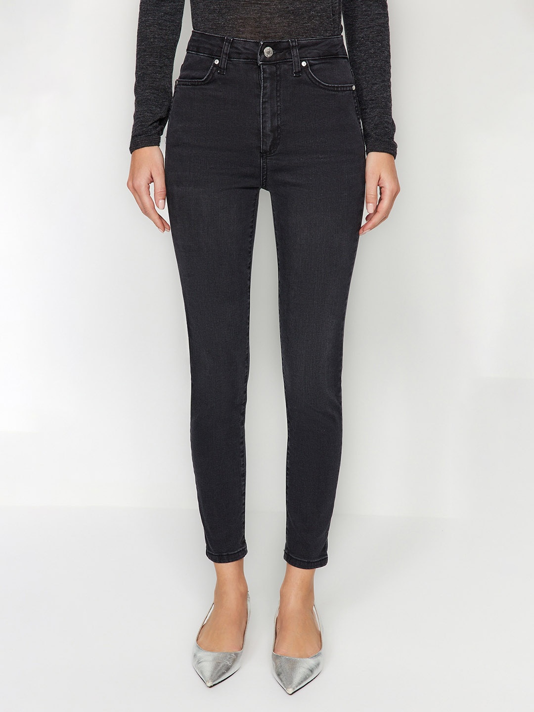 

Trendyol Women High Rise Jeans, Black