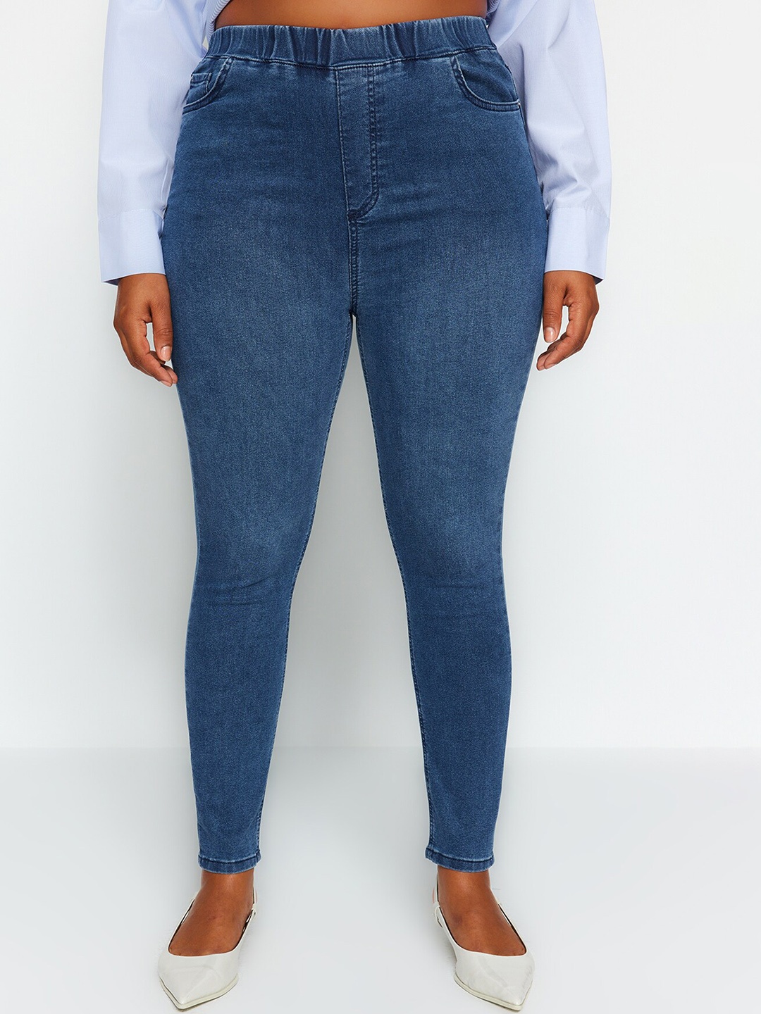 

Trendyol Women Skinny Fit Clean Look Stretchable Jeans, Blue