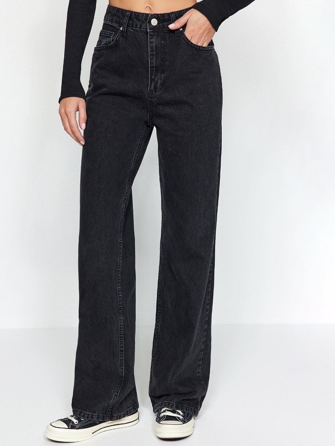 

Trendyol Women Clean Look Cotton Jeans, Black