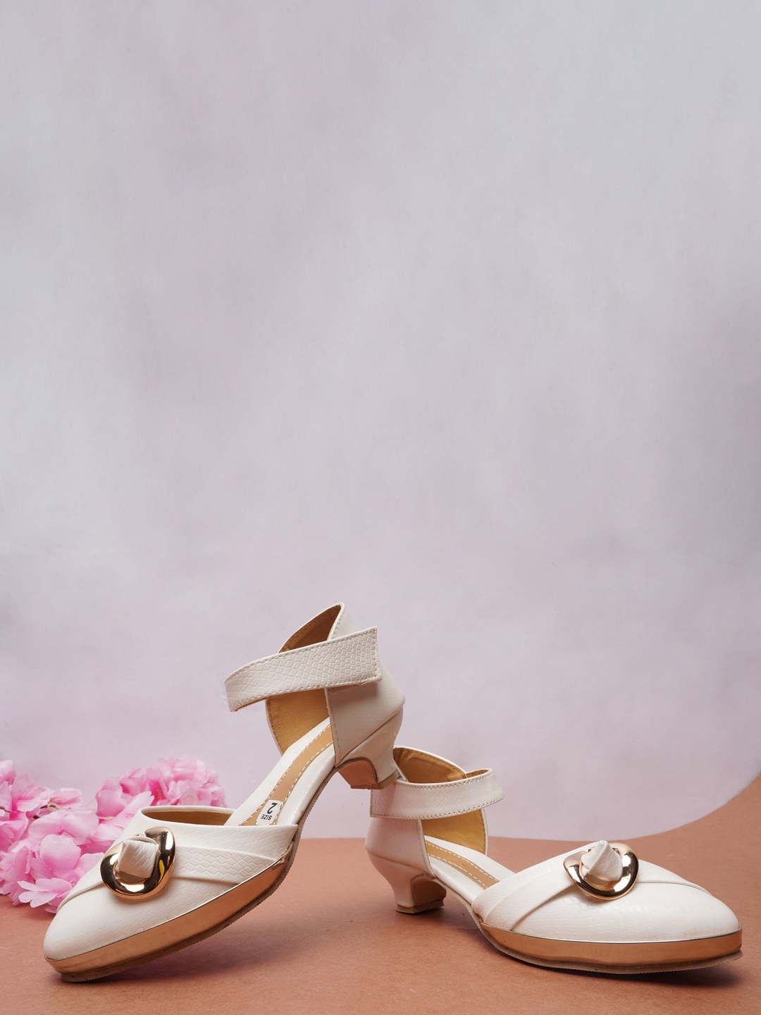 

BAESD Girls Tie Knotted Block Pumps, White