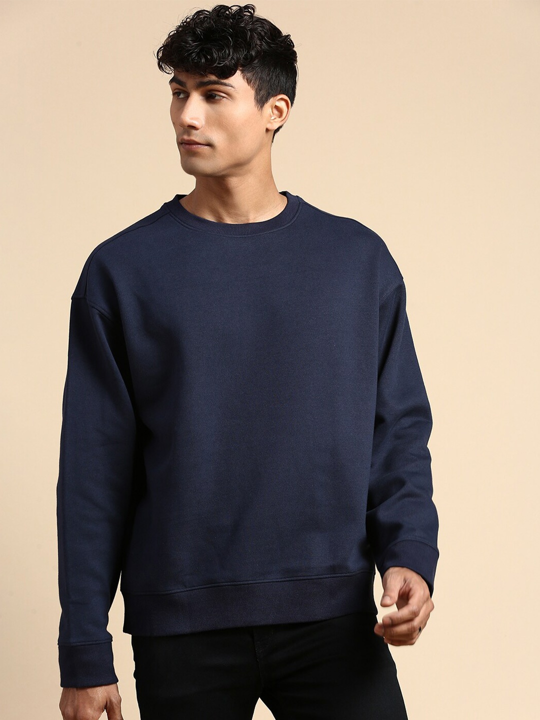

The Roadster Lifestyle Co. Navy Blue Relaxed Fit Basic Sweatshirt
