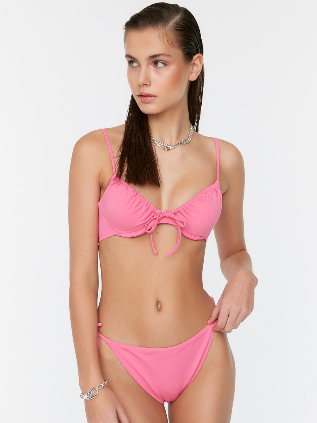 

Trendyol Lightly Padded Lingerie Set, Pink