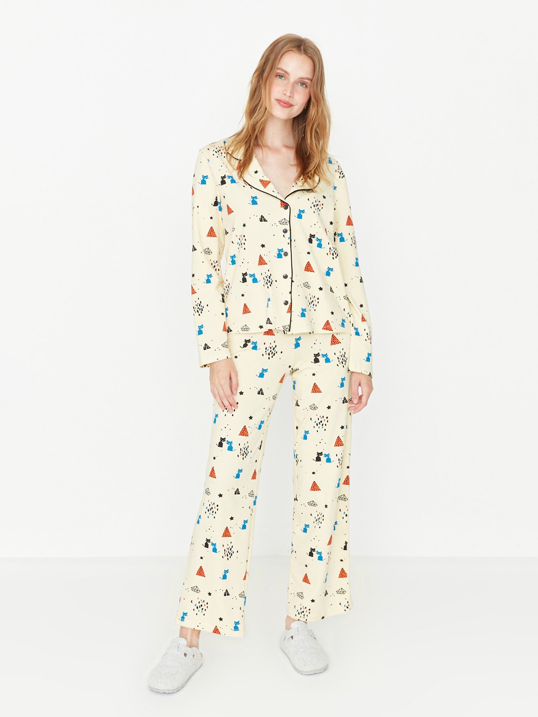 

Trendyol Conversational Printed Lapel Collar Pure Cotton Shirt With Lounge Pant, Yellow