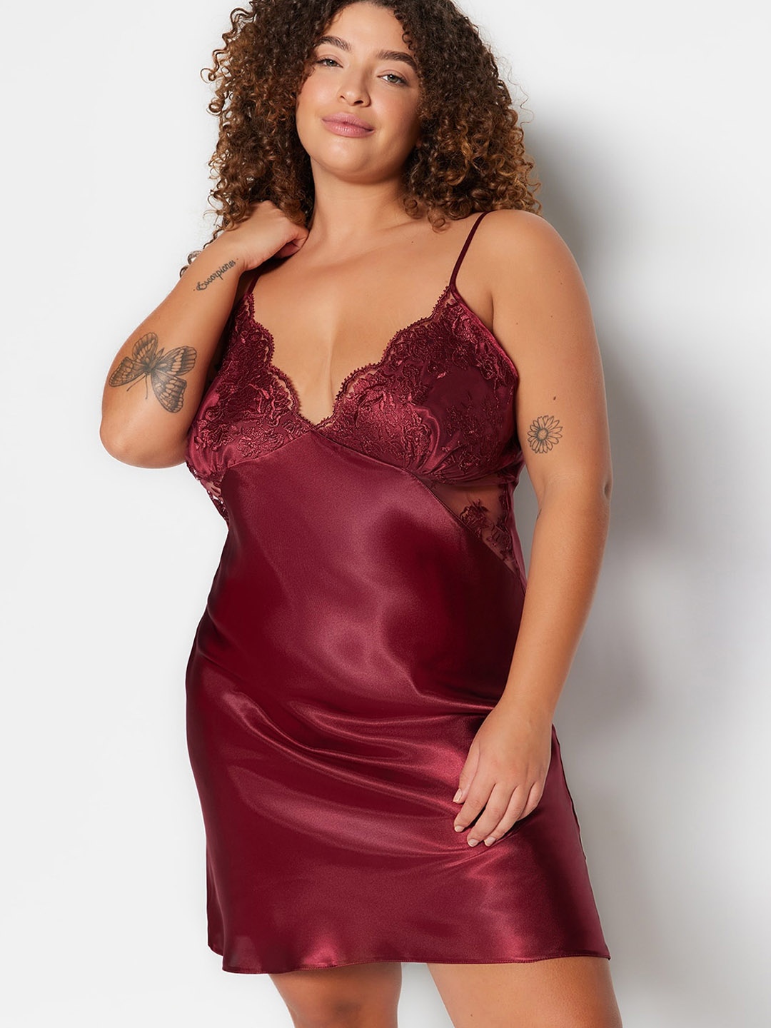

Trendyol Self Design Shoulder Straps Nightdress, Burgundy