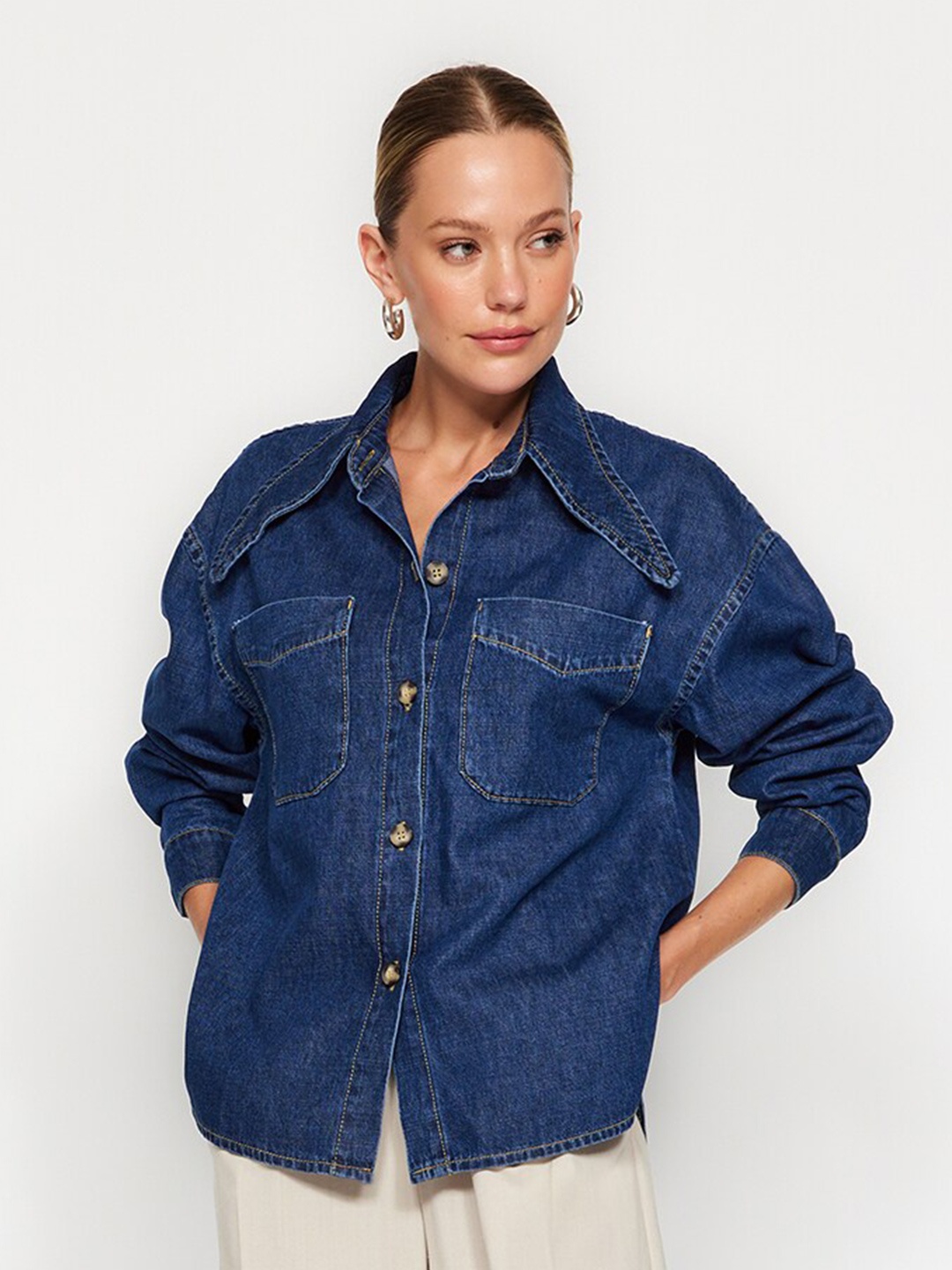 

Trendyol Spread Collar Casual Shirt, Blue
