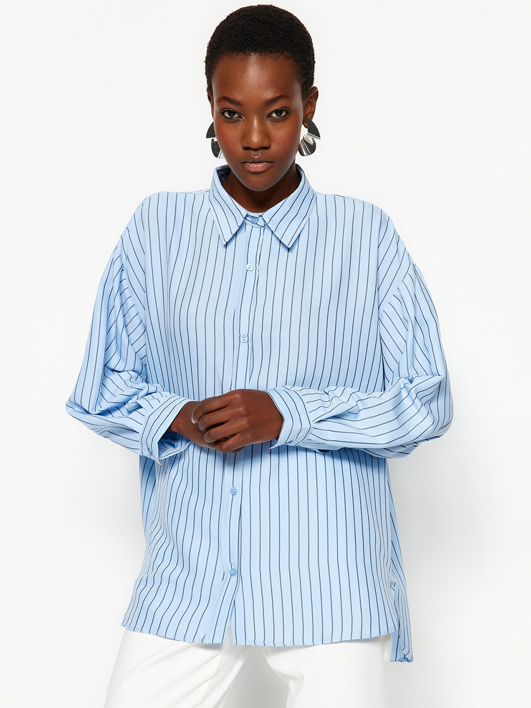 

Trendyol Vertical Striped Casual Shirt, Blue