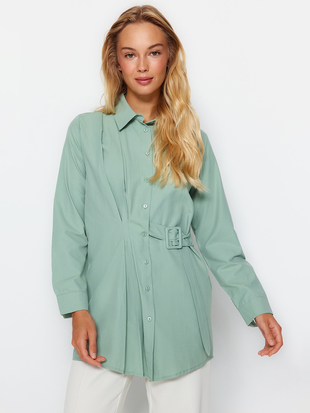 

Trendyol Spread Collar Regular Fit Casual Shirt, Green