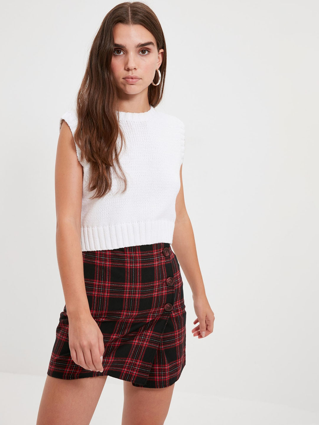 

Trendyol Krmz Checked Mini Skirt, Black