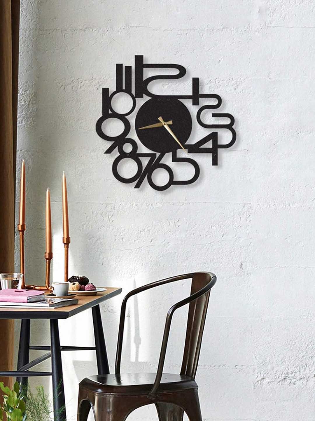

WALLCENTRE Black Solid Round Contemporary Wall Clock