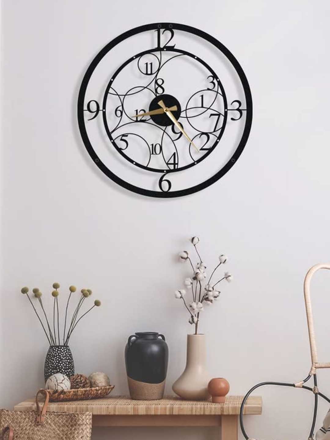 

WALLCENTRE Black Solid Round Contemporary Wall Clock