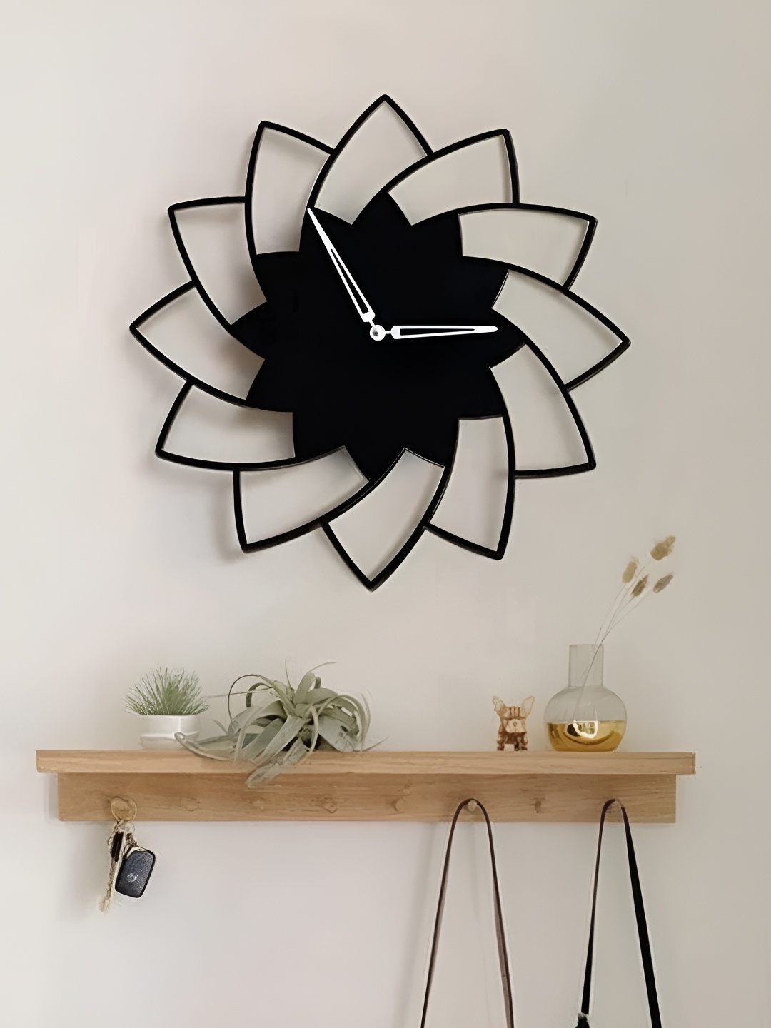 

WALLCENTRE Black Solid Round Contemporary Wall Clock