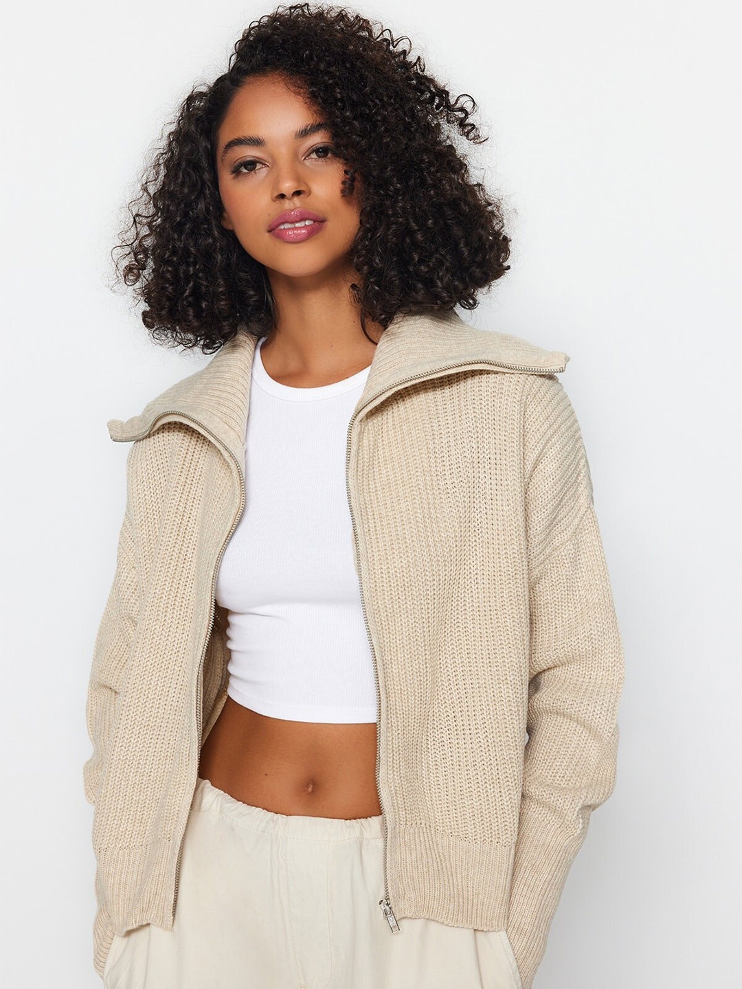 

Trendyol Cable Knit Mock Collar Long Sleeves Acrylic Cardigan, Beige