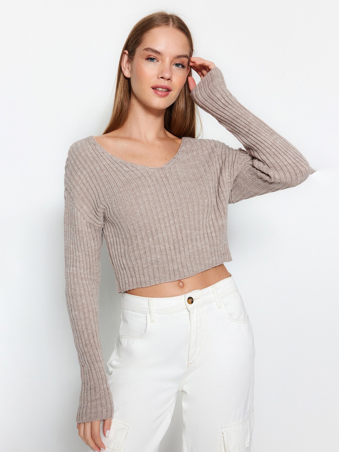

Trendyol Ribbed V-Neck Pure Acrylic Crop Pullover, Brown