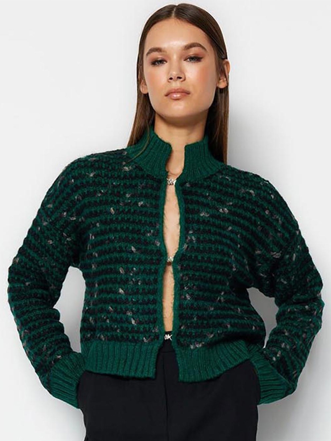 

Trendyol Geometric Printed Long Sleeves Cardigan Sweater, Green