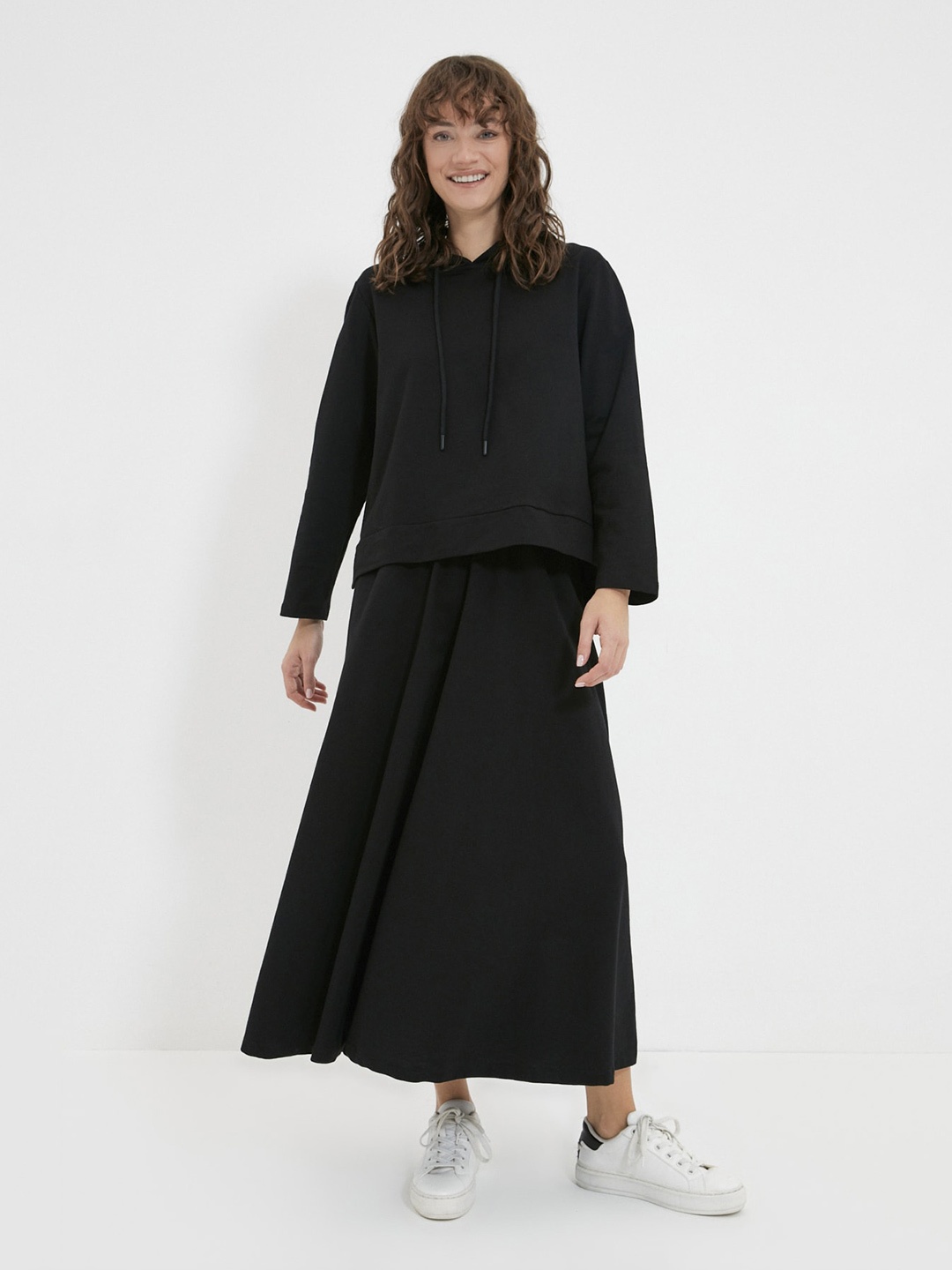 

Trendyol Hooded Pullover, Black