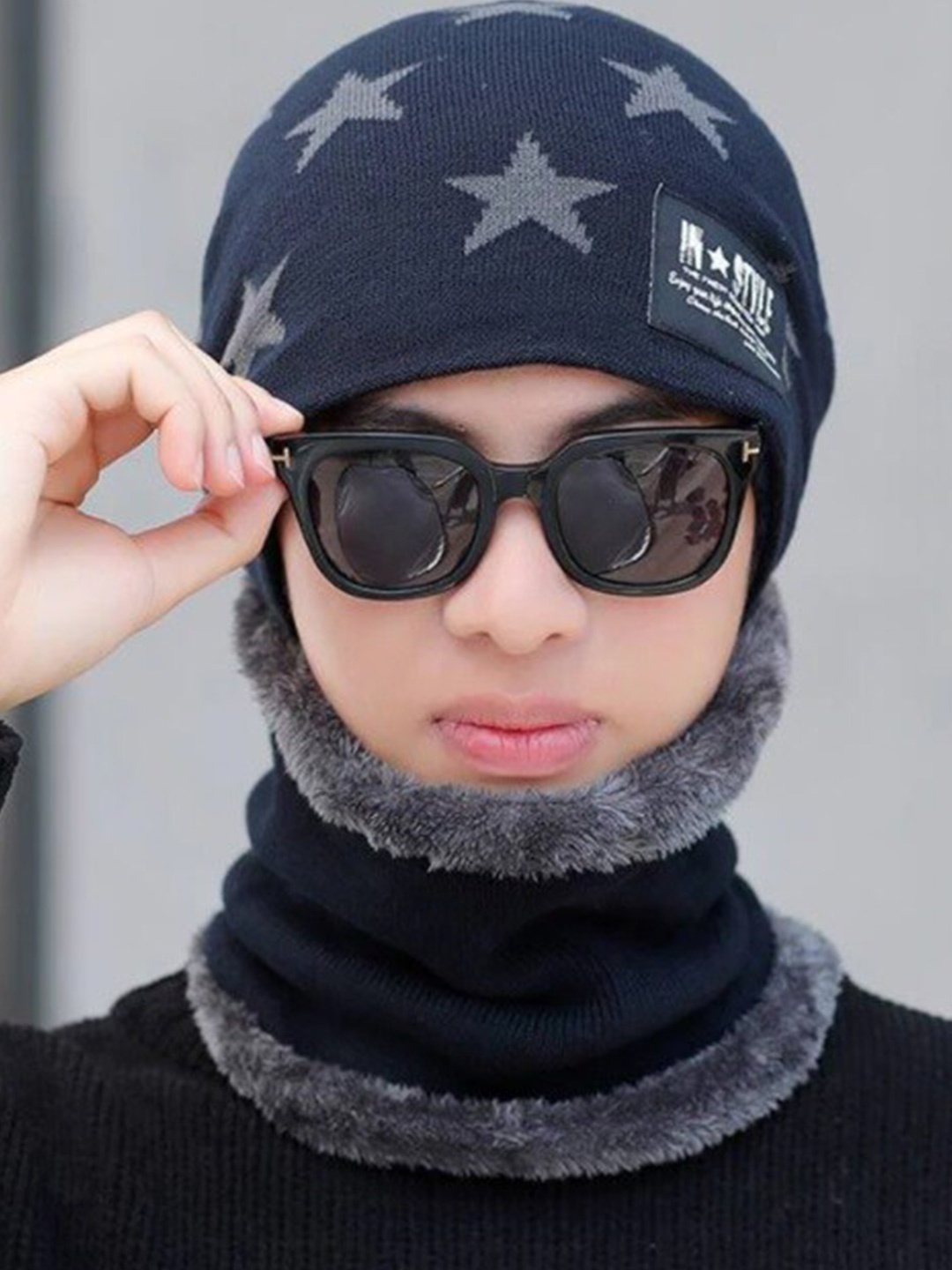 

Alexvyan Men Self Design Beanie, Blue