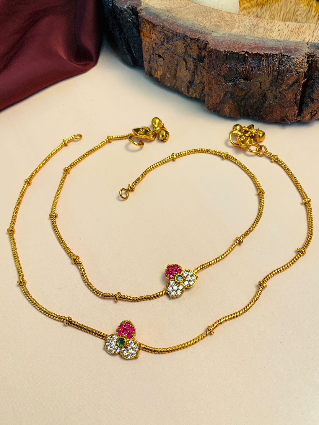 

ABDESIGNS Set Of 2 Gold Plated Kundan Stone-Studded Anklet