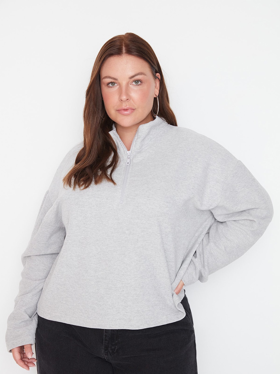 

Trendyol Plus Size Mock Collar Half Zipper Pullover Sweatshirt, Grey