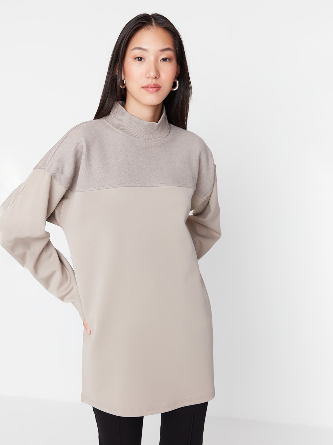 

Trendyol Colourblocked High Neck Longline Pullover, Beige