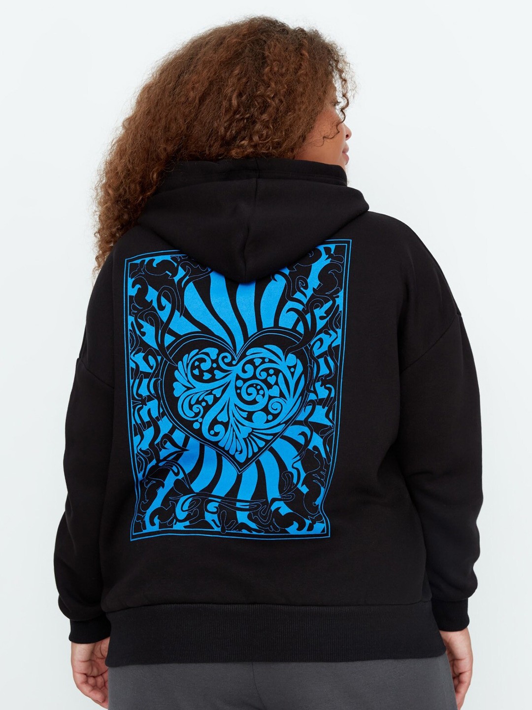 

Trendyol Graphic Printed Hooded Pullover, Black