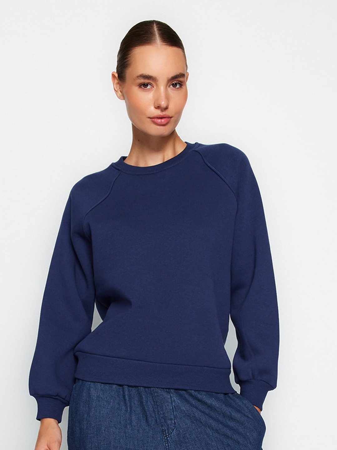 

Trendyol Round Neck Pullover Sweatshirt, Navy blue