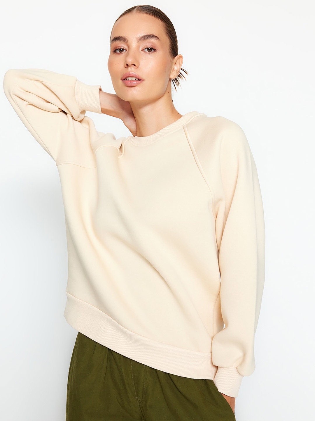 

Trendyol Round Neck Pullover Sweatshirt, Cream