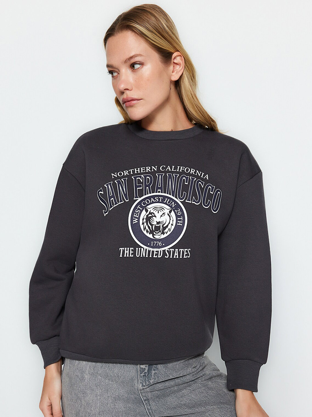 

Trendyol Typography Printed Pullover Sweatshirt, Grey
