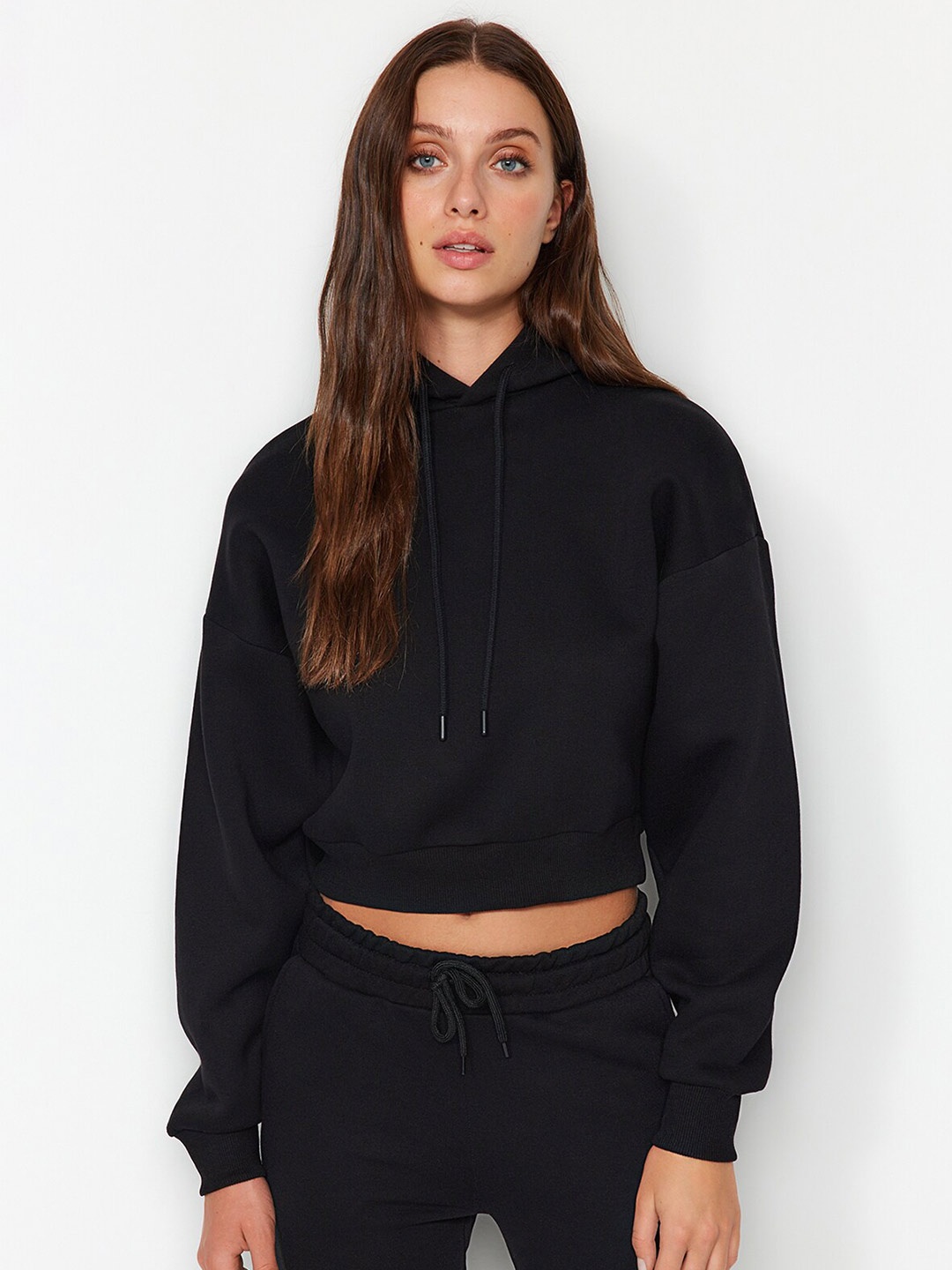 

Trendyol Hooded Crop Pullover Sweatshirt, Black