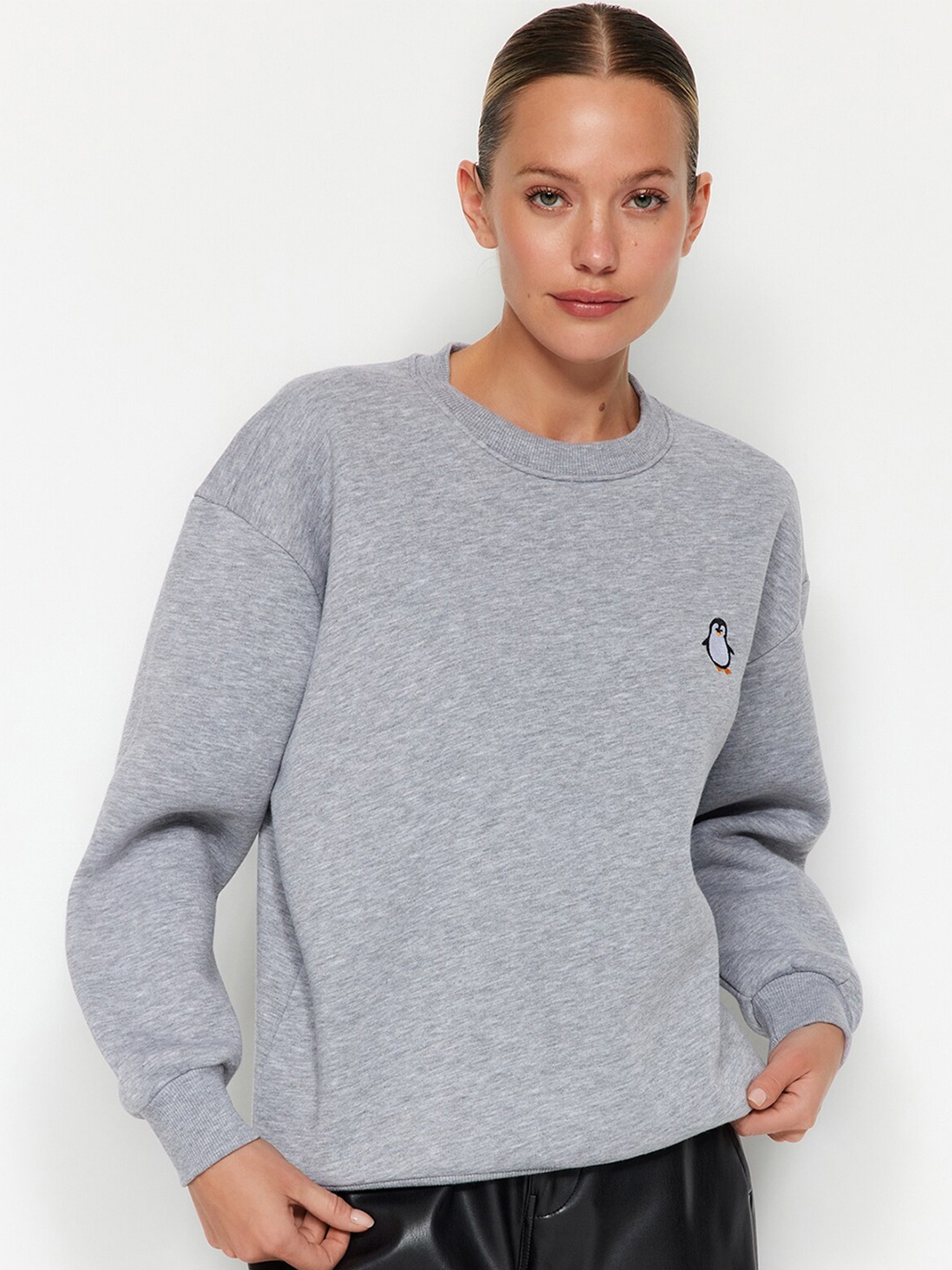 

Trendyol Round Neck Pullover Sweatshirt, Grey