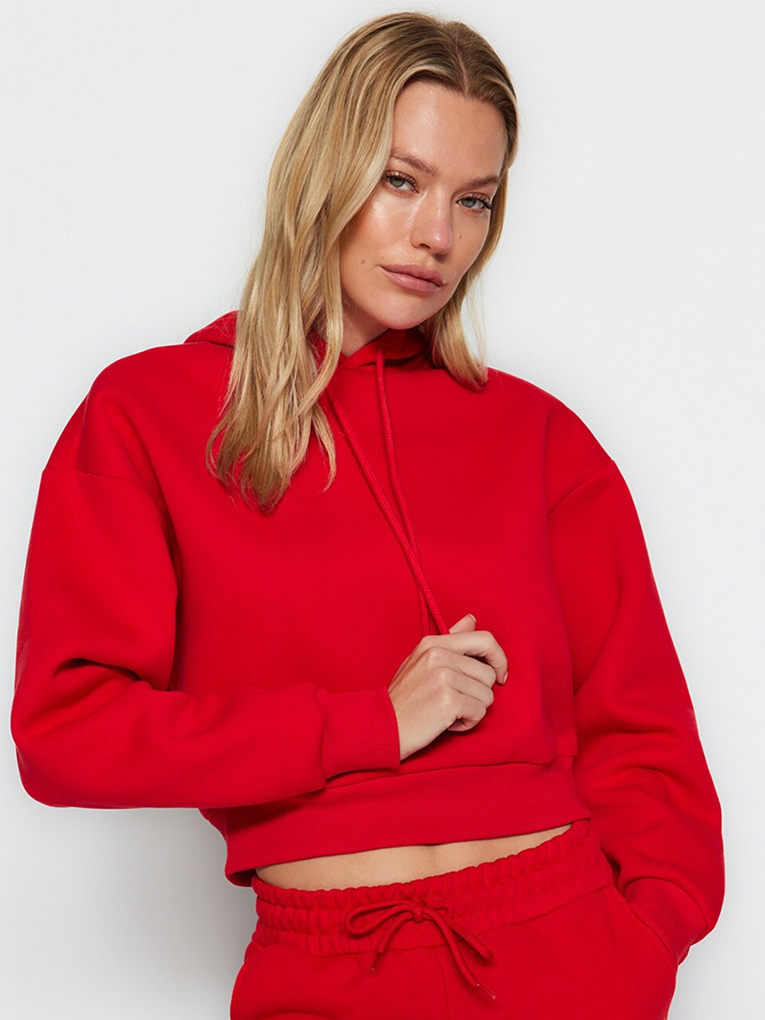 

Trendyol Hooded Crop Pullover Sweatshirt, Red