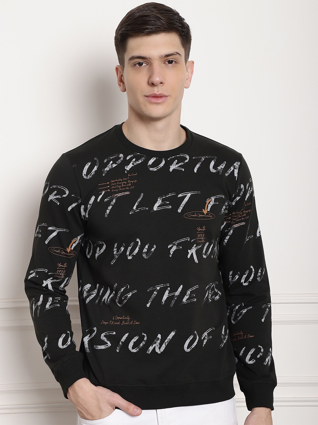 

CONFIDENCE Typography Printed Round Neck Long Sleeves Cotton Pullover Sweatshirt, Green