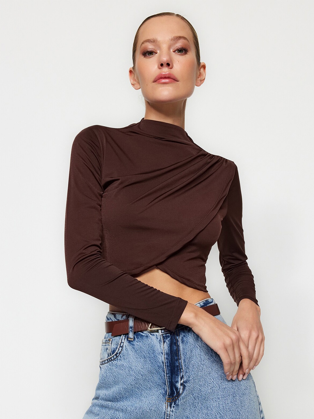 

Trendyol High Neck Long Sleeve Fitted Crop Top, Brown