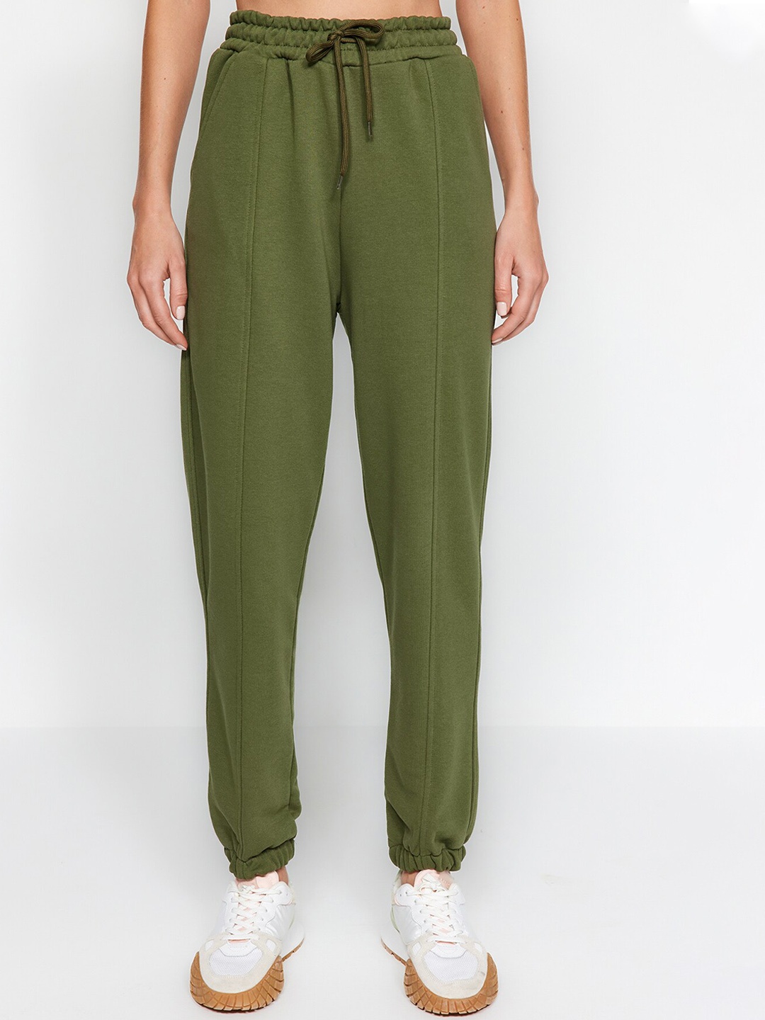 

Trendyol Women Mid Rise Joggers, Green
