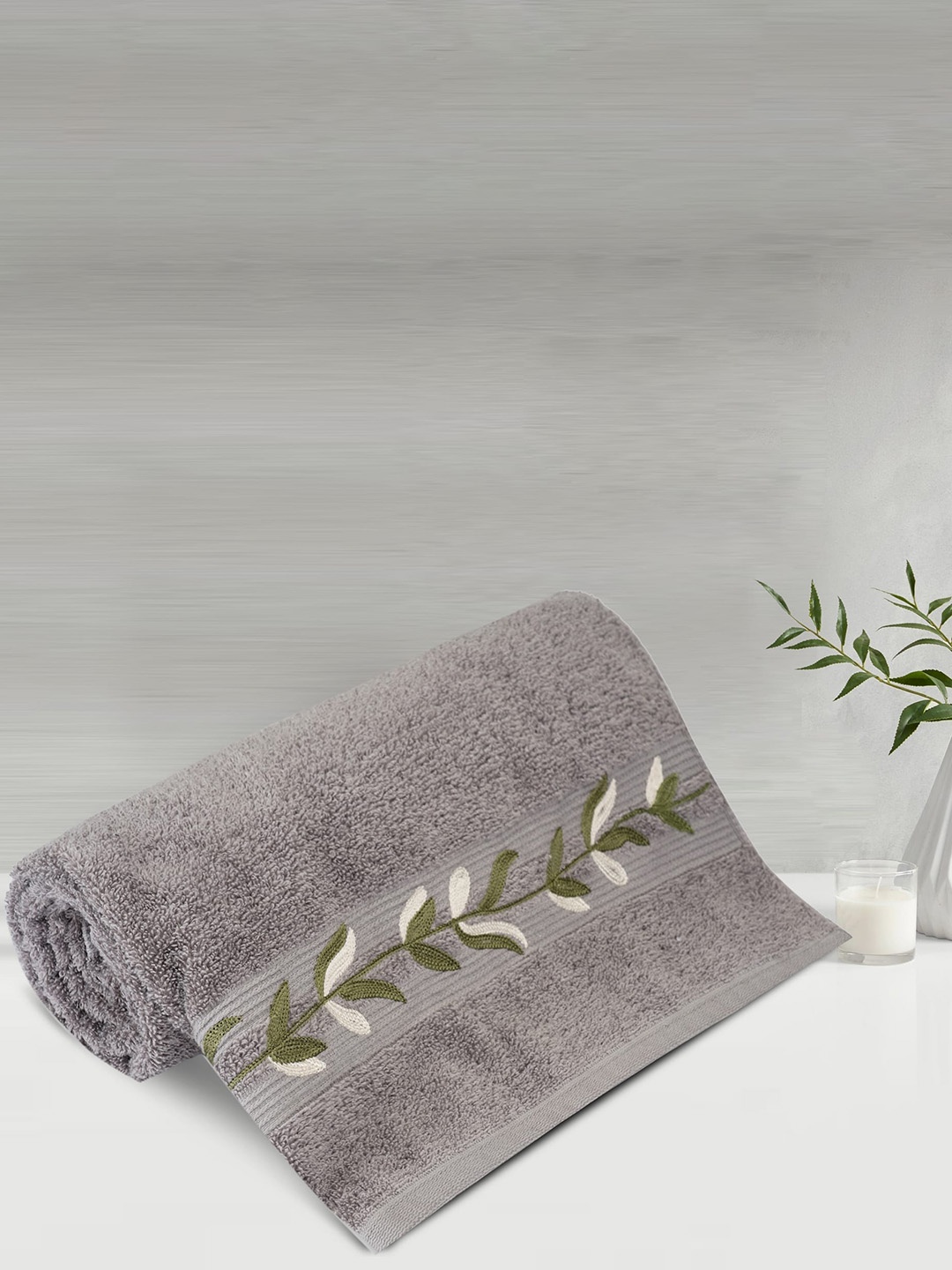

LUSH & BEYOND Grey & Green Striped Pure Cotton 500 GSM Bath Towel