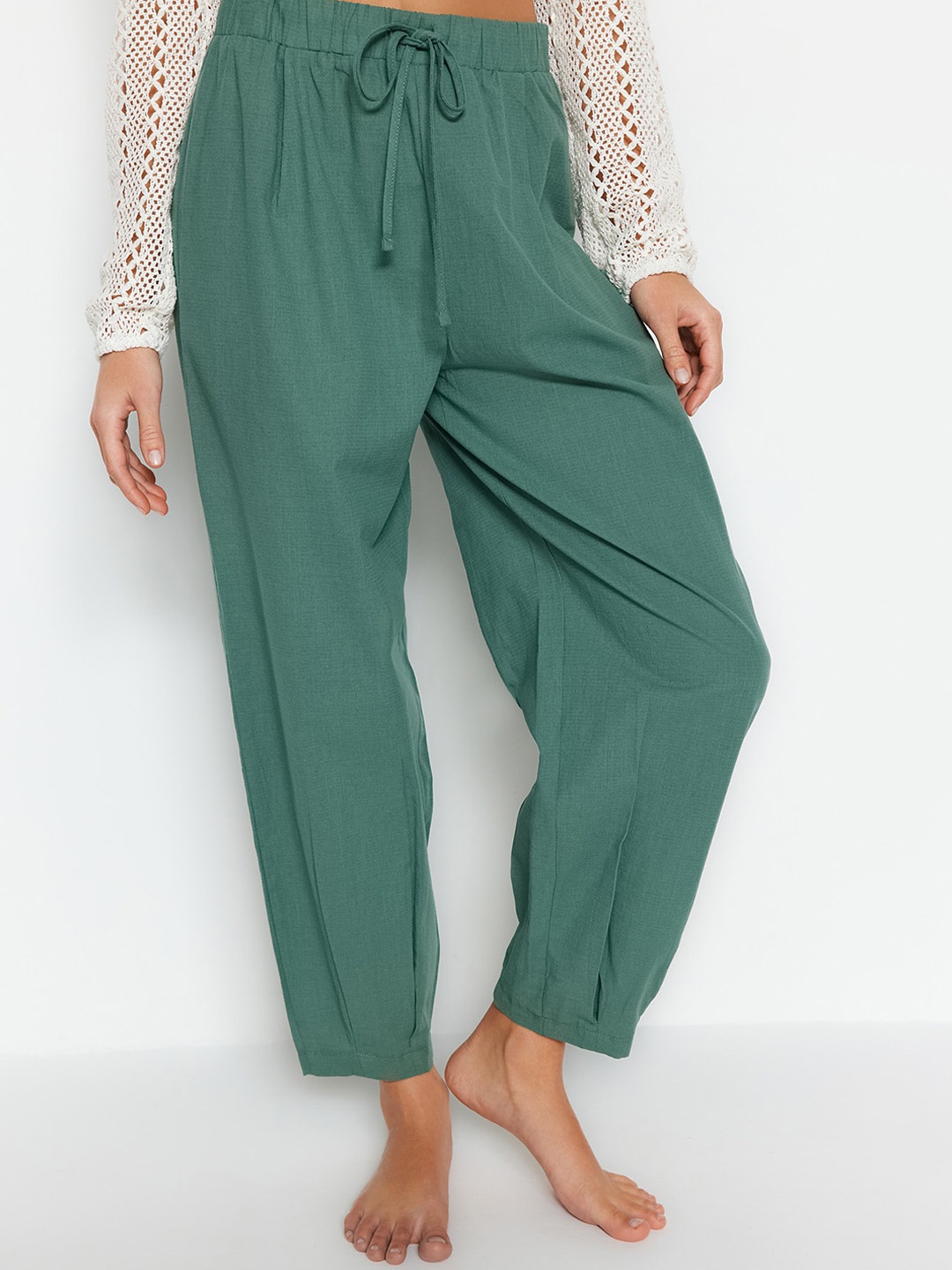 

Trendyol Women Smart Cotton Pleated Trousers, Green