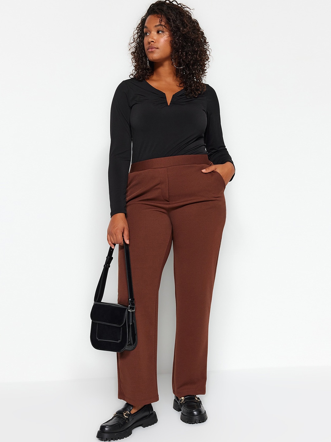 

Trendyol Women Mid-Rise Plain Regular Trousers, Brown