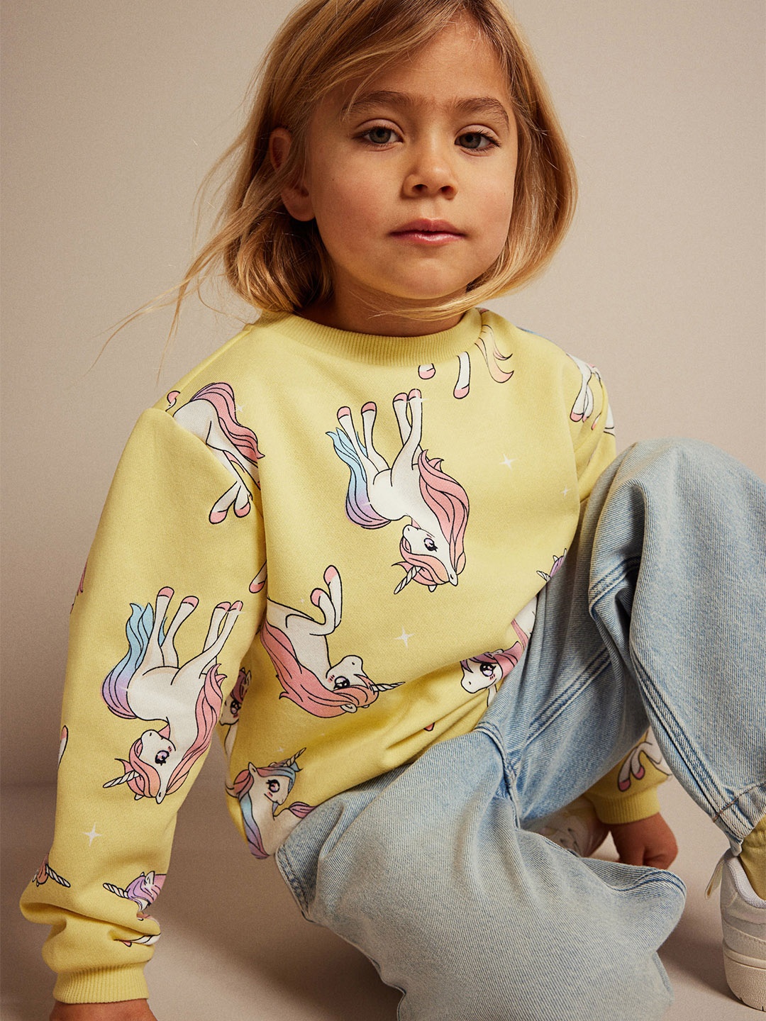 

H&M Girls Printed Sweatshirt, Yellow