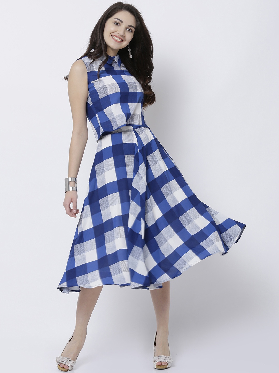 

Tokyo Talkies Women Blue & White Checked Top with Skirt