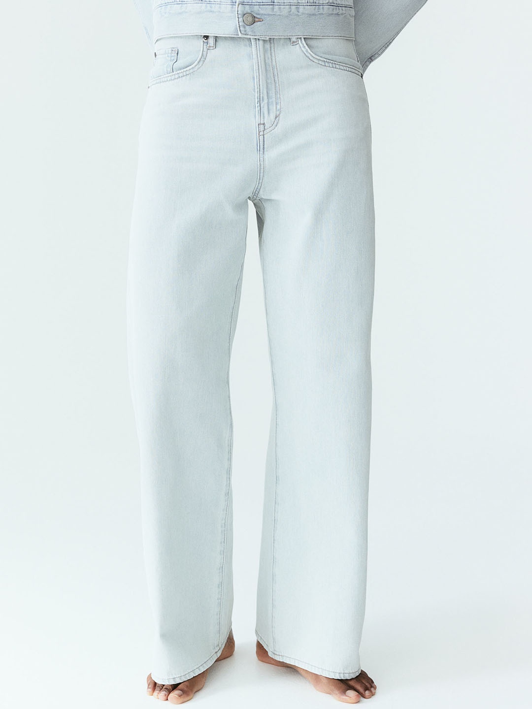 

H&M Women Feather Soft Straight Regular Jeans, Blue