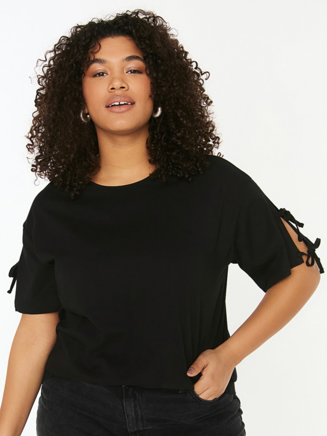 

Trendyol Plus Size Round Neck Pure Cotton T-Shirt, Black