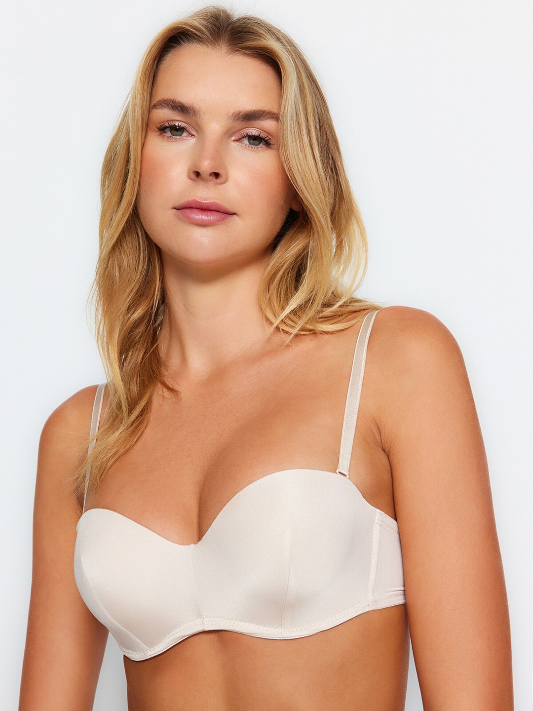 

Trendyol Full Coverage Lightly Padded Bra, White