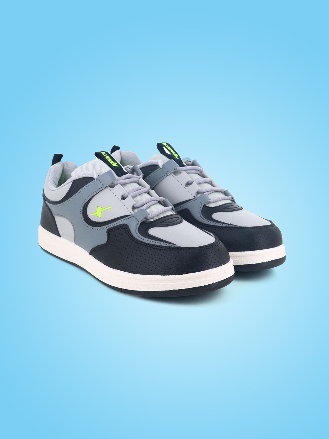 

Sparx Men Colourblocked Sneakers, Grey