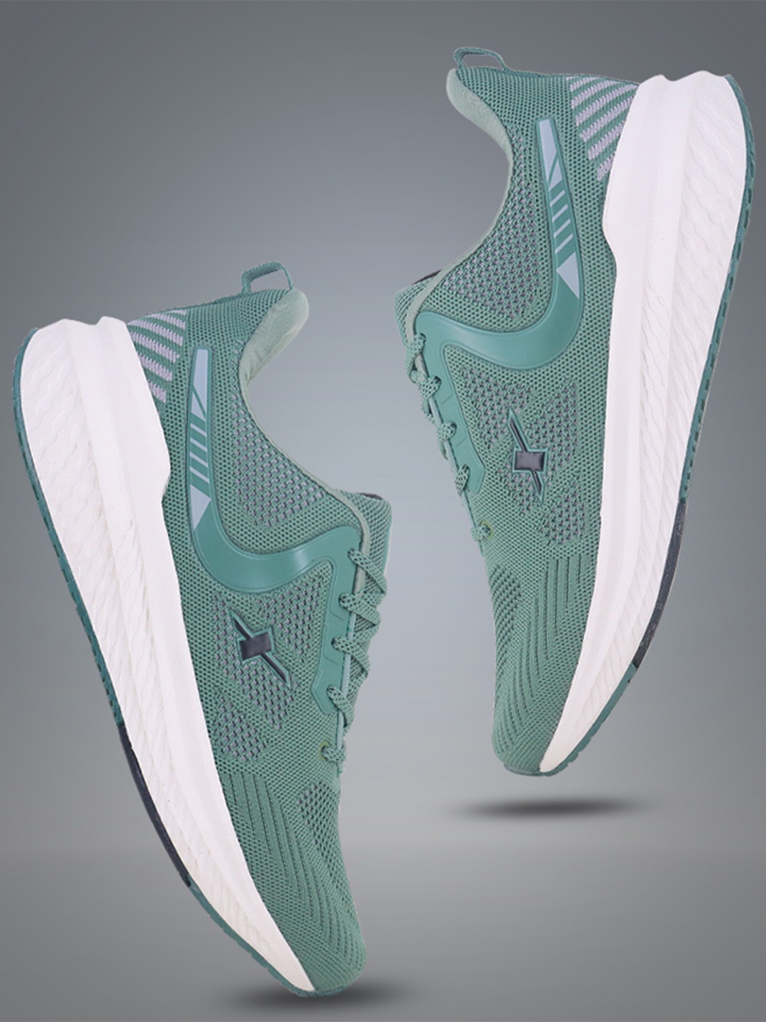 

Sparx Men Textured Lace Up Running Shoes, Green