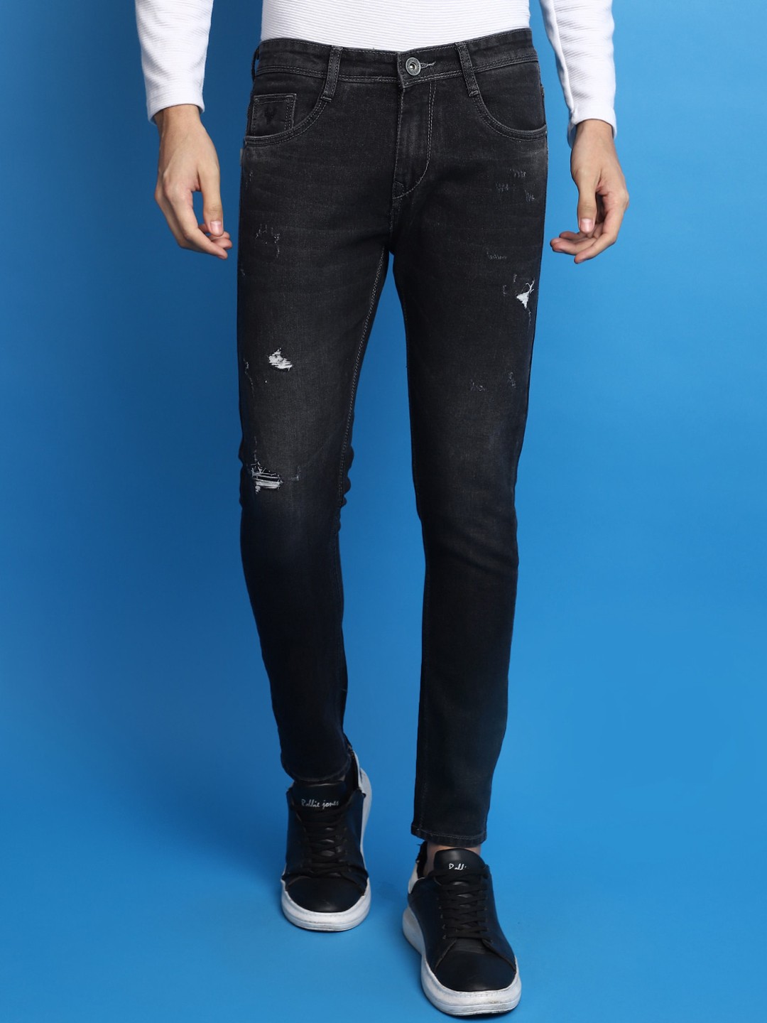 

V-Mart Men Light Fade Low Distress Jeans, Grey