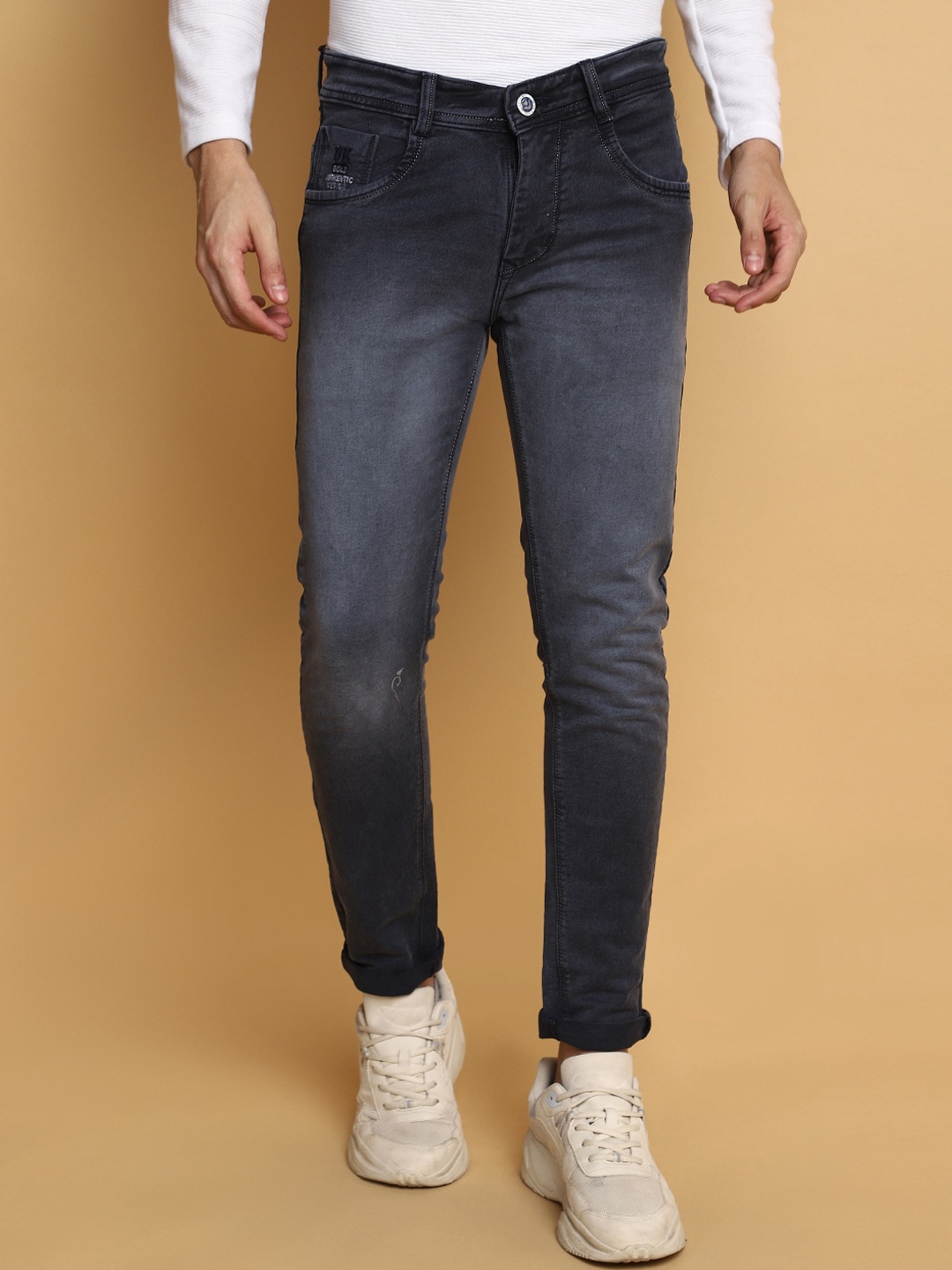 

V-Mart Men Mid-Rise Heavy Fade Jeans, Grey